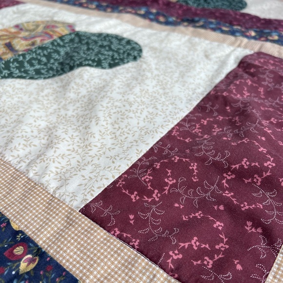 Set of Two Vintage Pillow Shams Quilted King Size Cottage Heart Patchwork - Picture 8 of 10